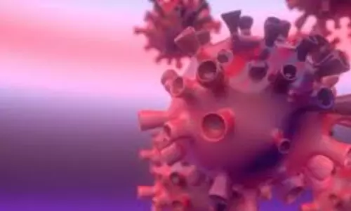 Person jump into Hussain Sagar with covid19 Fear: కరోనా భయంతో ఓ వ్యక్తి ఏం చేసాడంటే..