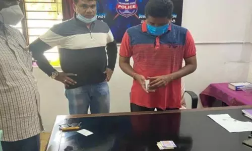 ACB Raids in Telangana : ఏసీబీకి చిక్కిన షాబాద్ సీఐ, ఏఎస్ఐ