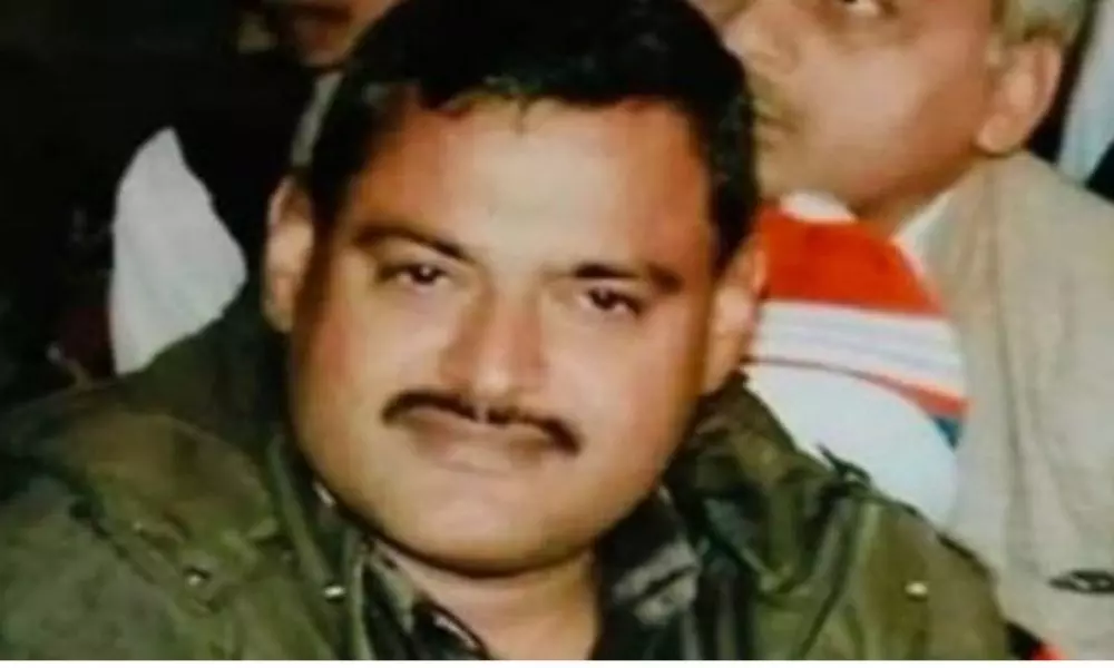 Vikas dube killed: వికాస్ దూబే ఎన్ కౌంటర్..పారిపోతుండగా కాల్పులు జరిపిన పోలీసులు