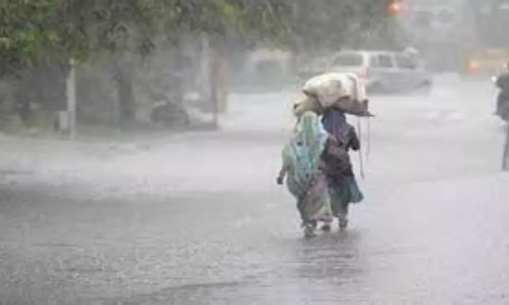Andhra Pradesh Weather Report: ఏపీ లోని ఈ ప్రాంతాల్లో భారీ వర్షాలు కురిసే అవకాశం..