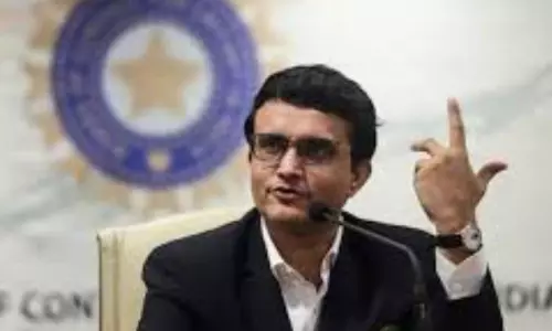 Rashid Latif Slams Sourav Ganguly  గంగూలీపై పాక్ మాజీ ఆటగాడు తీవ్ర విమర్శలు .. పవర్ చూపిస్తానడంటూ..