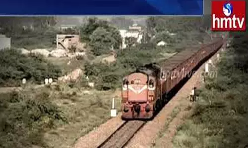 People Facing Transportation Problems: కరోనాతో దేశవ్యాప్తంగా ప్యాసింజర్ రైళ్లును నిలిపివేత