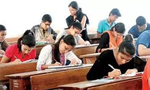 Higher Examinations to be Conducted: ఉన్నత పరీక్షలు నిర్వహించాల్సిందే.. అభ్యర్థుల సామర్ధ్యం, ప్రమాణాలు వెల్లడి Higher Examinations to be Conducted: ఉన్నత పరీక్షలు నిర్వహించాల్సిందే.. అభ్యర్థుల సామర్ధ్యం, ప్రమాణాలు వెల్లడి
