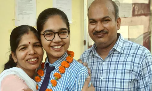 CBSE 12th Exam Results 2020: CBSE పరీక్షల్లో 600 కి 600 మార్కులు..