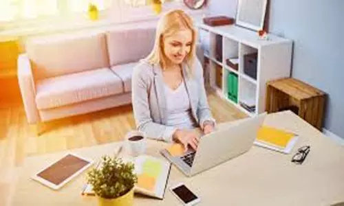 Online Exhibition in Hyderabad: హైదరాబాద్లో తొలిసారిగా ఆన్ లైన్ ఎగ్జిబిషన్.. ఎప్పటినుంచి ప్రారంభం అంటే.. Online Exhibition in Hyderabad: హైదరాబాద్లో తొలిసారిగా ఆన్ లైన్ ఎగ్జిబిషన్.. ఎప్పటినుంచి ప్రారంభం అంటే..