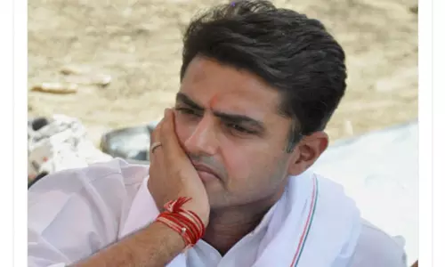 Rajasthan Political Crisis: సచిన్ పైలట్ వర్గానికి ఇవాళే స్పీకర్ షాక్ ఇస్తారా? Rajasthan Political Crisis: సచిన్ పైలట్ వర్గానికి ఇవాళే స్పీకర్ షాక్ ఇస్తారా?