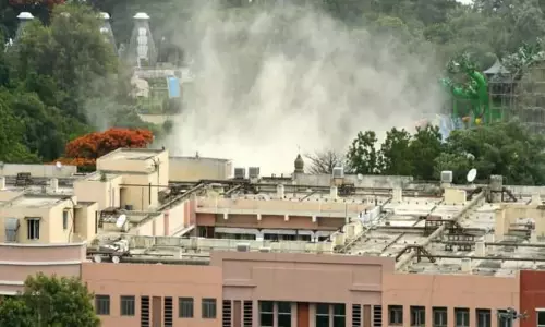 Telangana HC dismisses PIL : సచివాలయం కూల్చివేతకు హైకోర్టు గ్రీన్‌సిగ్నల్