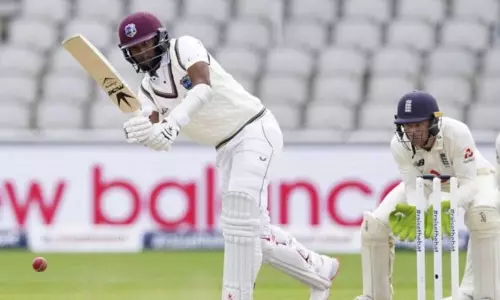 England vs West Indies 2nd Test Day 4 Highlights: ఉత్కంఠ భరితంగా ఇంగ్లాండ్, విండీస్ రెండో టెస్టు! England vs West Indies 2nd Test Day 4 Highlights: ఉత్కంఠ భరితంగా ఇంగ్లాండ్, విండీస్ రెండో టెస్టు!