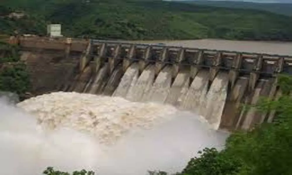 Inflow into Srisailam Dam: శ్రీశైలం నిండుతోంది.. ఎగువ నుంచి నీరు విడుదల