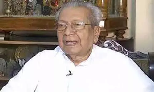 Biswabhusan Harichandan: కోవిద్ పై గవర్నర్ ఏమన్నారో తెలుసా? Biswabhusan Harichandan: కోవిద్ పై గవర్నర్ ఏమన్నారో తెలుసా?