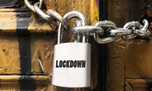 Self Lock Down in Mahabubnagar: మహబూబ్ నగర్ లో మహమ్మారి విలయతాండవం Self Lock Down in Mahabubnagar: మహబూబ్ నగర్ లో మహమ్మారి విలయతాండవం