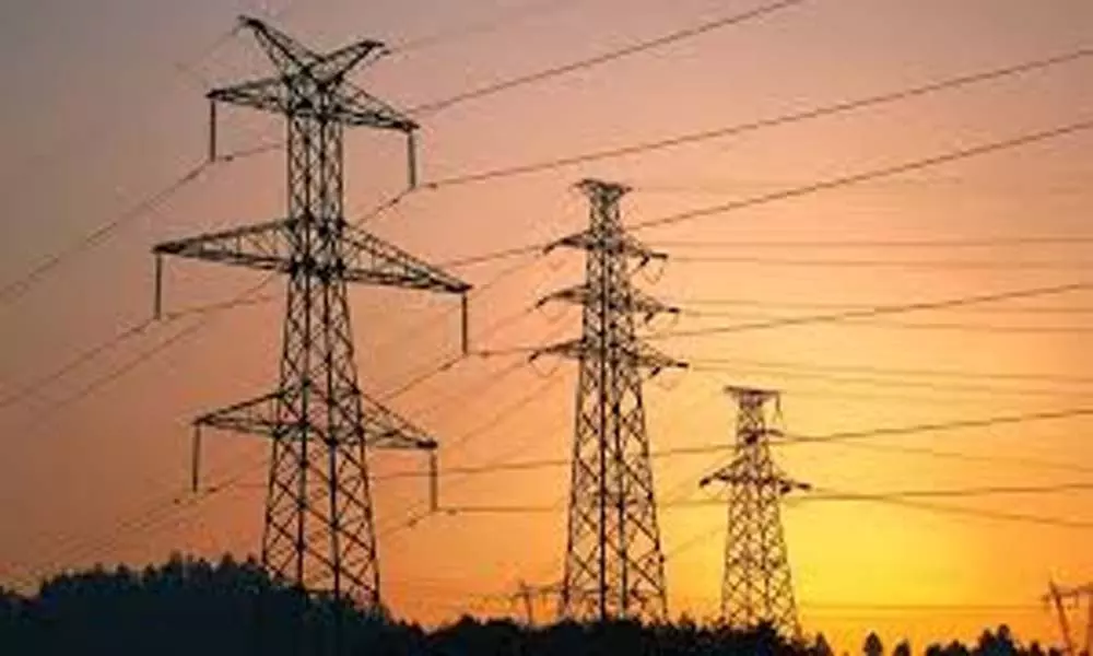 Private Electricity Companies Over Price Hike: ధరల పెంపుపై ప్రైవేటు విద్యుత్ సంస్థలకు షాక్.. నిరాకరించిన ఏపీఈఆర్సీ