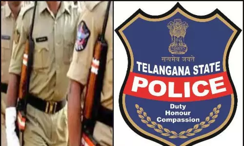 Coronavirus Updates: ఉమ్మడి ఆదిలాబాద్ జిల్లాలో కరోనా కల్లోలం.. పోలీసుల గుండెల్లో కరోనా కేసుల గుబులు Coronavirus Updates: ఉమ్మడి ఆదిలాబాద్ జిల్లాలో కరోనా కల్లోలం.. పోలీసుల గుండెల్లో కరోనా కేసుల గుబులు