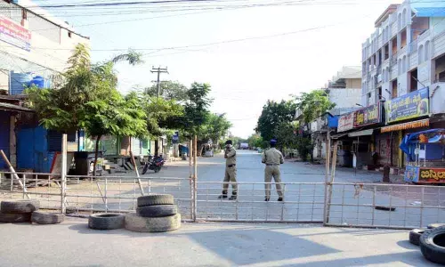 Lockdown in Kadapa: రేపట్నుంచి కర్నూలు జిల్లాలో లాక్ డౌన్.. ఆంక్షలు మరింత కఠినతరం!
