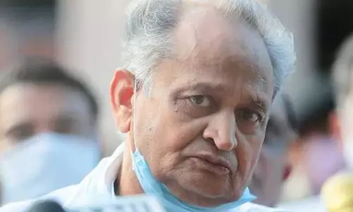 Ashok Gehlot Demand For Assembly Session: రాజస్థాన్ రాజకీయం.. ట్విస్ట్ ఇచ్చిన గెహ్లాట్