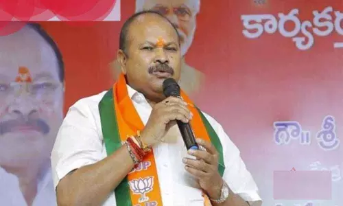 hmtv Off The Record: కన్నా లక్ష్మీనారాయణ చూపు ఎటు వైపు..