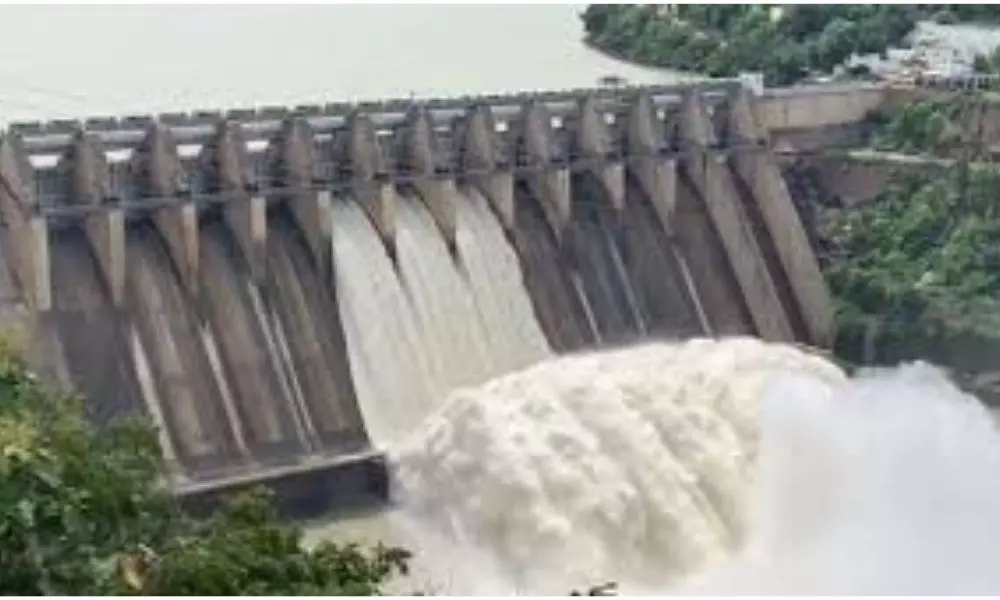 Rayalaseema Lift Irrigation Scheme: ఎత్తిపోతలపై ఎన్జీటీ నివేదిక.. దక్షిణ ప్రాంత బెంచ్ కు అందజేత