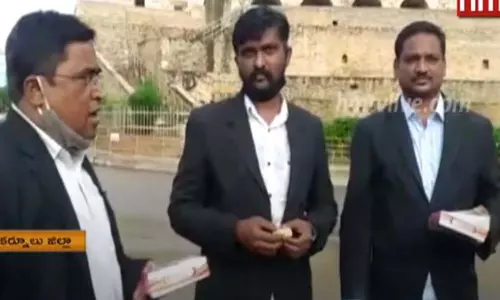 Lawyers Face To Face Over AP Three Capitals: కర్నూల్ జిల్లాలో మొదలైన హడావిడి