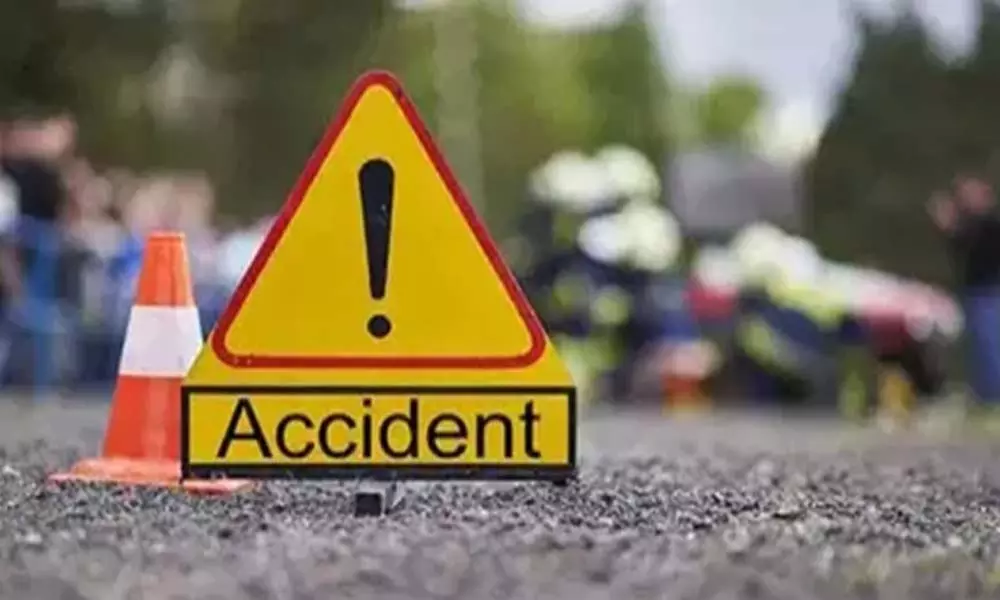 Accident at Srikakulam: శ్రీకాకుళంలో ఘోర రోడ్డు ప్రమాదం