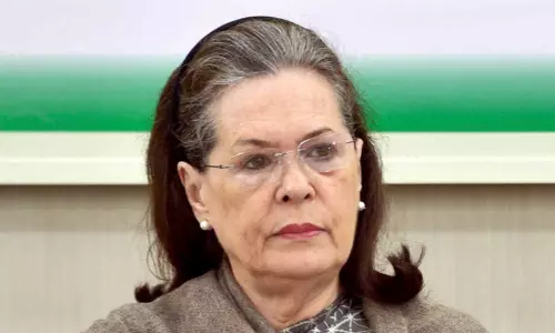 Sonia Gandhi Discharged From Hospital : ఆస్పత్రి నుంచి డిశ్చార్జ్ అయిన‌ సోనియా గాంధీ!