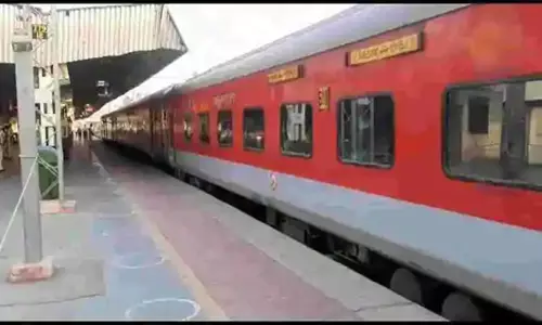 Private Trains: చార్జీల నిర్ణయం ప్రైవేటు సంస్థలదే.. కేంద్రం వెల్లడి