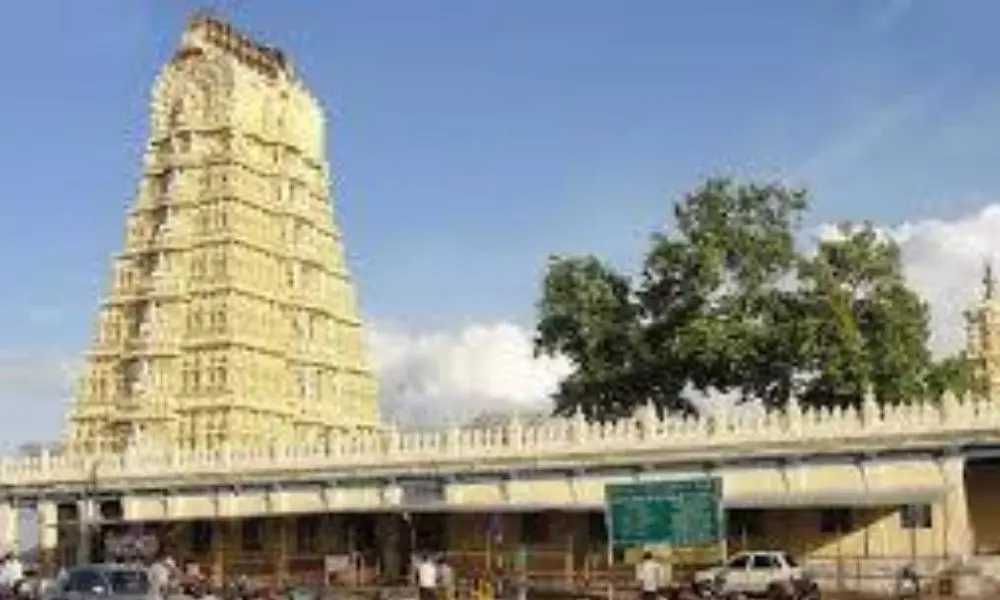 Mysore Chamundeshwari Temple: మైసూరులో మంగళదాయినిగా చాముండేశ్వరి..!