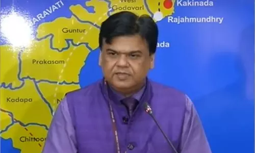 AP CMO Chief Secretary Praveen Prakash: అర్హులందరికీ పట్టాలు.. సీఎంవో ముఖ్యకార్యదర్శి ప్రవీణ్ ప్రకాశ్ వెల్లడి