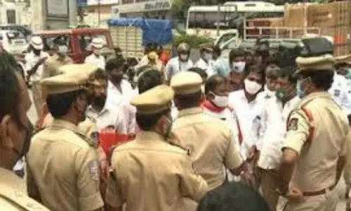Auto, Cab Unions Protest: ఆర్టీఏ కార్యాలయం ముట్టడికి యత్నం