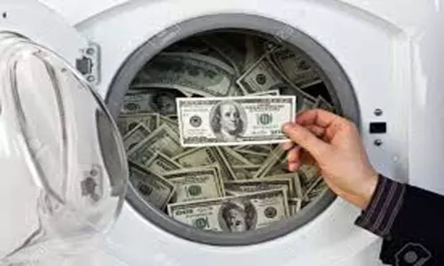 Washed Bundles of Currency Notes: నోట్ల కట్టలను ఉతికి ఆరేశాడు.. రూ. 14 లక్షలకు మిగిలింది మూడే...