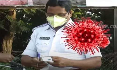 Eluru Traffic Police: వైరస్‌ బాధితుల్లో ఆత్మవిశ్వాసం నింపుతున్న ట్రాఫిక్‌ పోలీసులు