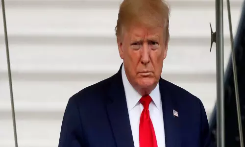 Facebook Removed Trump Post : ట్రంప్ కి షాక్ ఇచ్చిన ఫేస్ బుక్! Facebook Removed Trump Post : ట్రంప్ కి షాక్ ఇచ్చిన ఫేస్ బుక్!