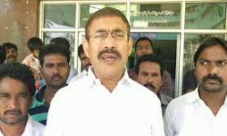 కరోనా వార్డును ప్రారంభించిన మంత్రి చెల్లుబోయిన కరోనా వార్డును ప్రారంభించిన మంత్రి చెల్లుబోయిన