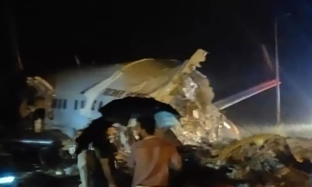 Flight Accident in Kerala: కేర‌ళ‌లో విమాన ప్రమాదం.. పైలెట్ మృతి