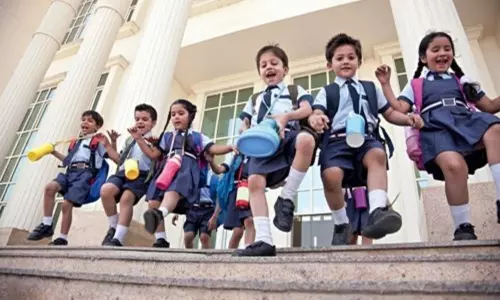 Guidelines for Schools Re-Open: సెప్టెంబర్ 1 నుంచి బడులు.. మార్గదర్శకాలు జరీ చేసిన కేంద్రం..