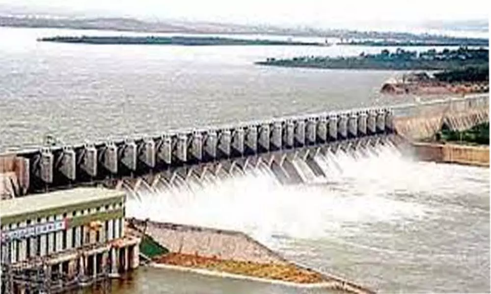 Water Dispute between Telugu States: భేటీ తరువాతే ముందుకు.. తెలుగు రాష్ట్రాలకు తేల్చి చెప్పిన కేంద్రం