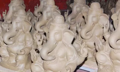 హైదరాబాద్‌లో ఉచితంగా మట్టి గణేశ్‌లు