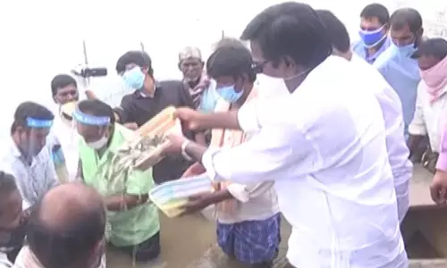 నీలి విప్లవంలో చరిత్ర సృష్టించనున్న రాష్ట్రం : మంత్రి పువ్వాడ