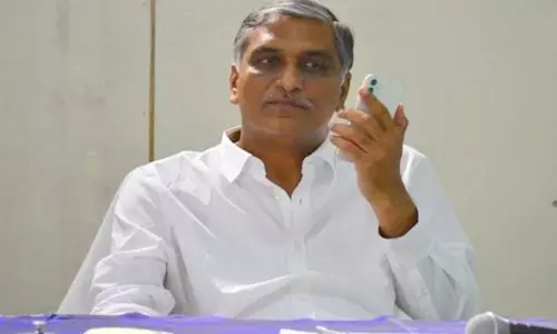 కరోనా నివారణకు అన్ని చర్యలు తీసుకుంటున్నాం : హరీశ్ రావు కరోనా నివారణకు అన్ని చర్యలు తీసుకుంటున్నాం : హరీశ్ రావు