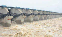 పులిచింతలకు జలకళ పులిచింతలకు జలకళ