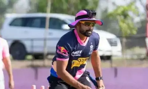 Rajasthan Royalss Fielding Coach Tests Positive: రాజస్థాన్ రాయల్స్‌ ఫీల్డింగ్ కోచ్‌కు కరోనా