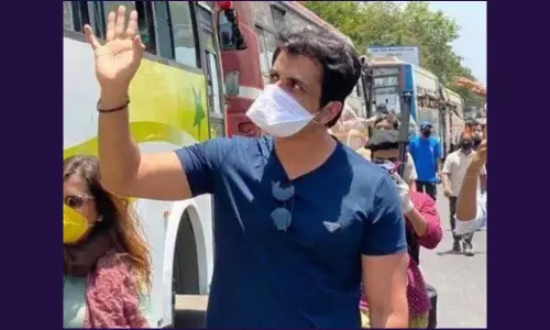 Sonu Sood Arrange Another Special Flight: సోనూసూద్ ఫేజ్-2 ప్రత్యెక విమానం 14 న బయలుదేరుతోంది! Sonu Sood Arrange Another Special Flight: సోనూసూద్ ఫేజ్-2 ప్రత్యెక విమానం 14 న బయలుదేరుతోంది!