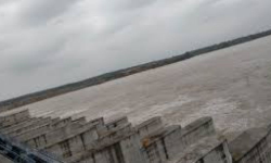 లక్ష్మి బ్యారేజ్లో జలకళ లక్ష్మి బ్యారేజ్లో జలకళ