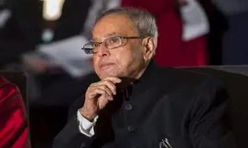 Former President Pranab Mukherjee: కోమాలోనే మాజీ రాష్ట్ర పతి.. వెల్లడించిన ఆస్పత్రి వర్గాలు Former President Pranab Mukherjee: కోమాలోనే మాజీ రాష్ట్ర పతి.. వెల్లడించిన ఆస్పత్రి వర్గాలు