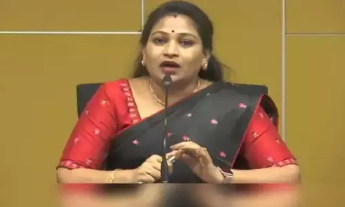 Independence Day 2020: గాంధీ మళ్లీ పుట్టి ఏపీని కాపాడాలి: అనిత