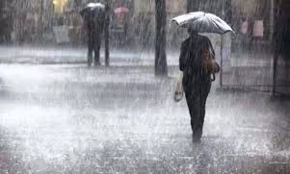 Weather Updates: ముసురుకున్న రాష్ట్రం.. ఉత్తర కోస్తాకు భారీ వర్ష సూచన
