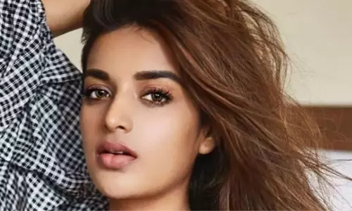 Nidhhi Agerwal: ఇస్మార్ట్ పోరి నిధి అగర్వాల్ మరో రికార్డు Nidhhi Agerwal: ఇస్మార్ట్ పోరి నిధి అగర్వాల్ మరో రికార్డు