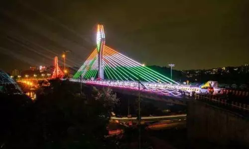 దుర్గం చెరువు కేబుల్ బ్రిడ్జిని సందర్శించిన మంత్రి తలసాని