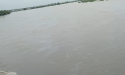 ప్రకాశం బ్యారేజీ వద్ద కృష్ణమ్మ పరవాళ్లు ప్రకాశం బ్యారేజీ వద్ద కృష్ణమ్మ పరవాళ్లు