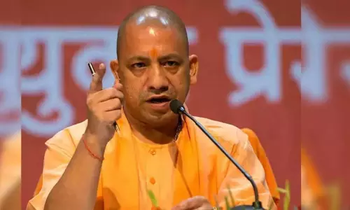 Uttar Pradesh CM Yogi Adityanath: బస్సు హైజాక్ కేసులో చర్యలు తీసుకోవాలి.. ఆదేశాలు జారీ చేసిన సీఎం యోగి Uttar Pradesh CM Yogi Adityanath: బస్సు హైజాక్ కేసులో చర్యలు తీసుకోవాలి.. ఆదేశాలు జారీ చేసిన సీఎం యోగి