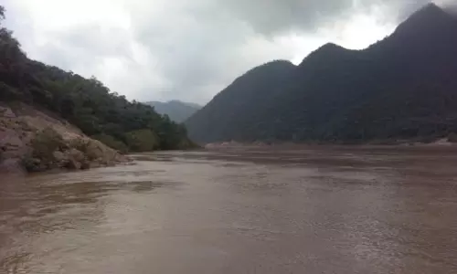 Boat Accident at Rajahmandry: తూర్పు గోదావరి జిల్లా రాజమండ్రిలో ఘోర ప్రమాదం